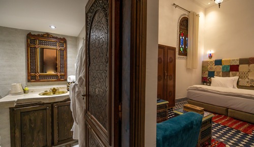 Deluxe Suite