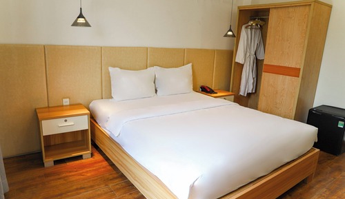 Standard Double Room, 1 Queen Bed