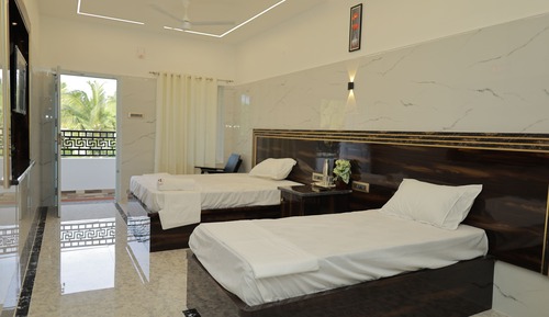 Luxury Triple Room