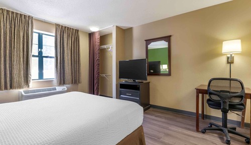 Studio, 1 Queen Bed, Accessible, Non Smoking