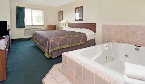 Studio Suite, 1 King Bed, Non Smoking
