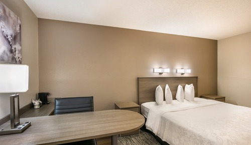 Superior Room, 1 King Bed (Smoke Free)