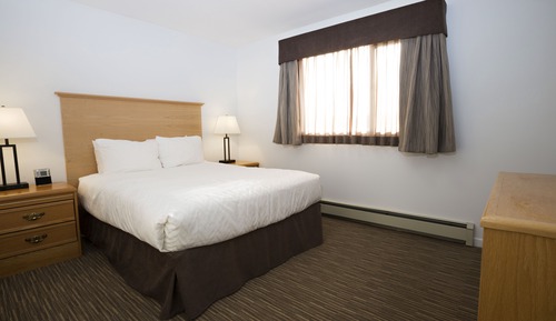 Deluxe Suite, 2 Bedrooms, Non Smoking, Microwave