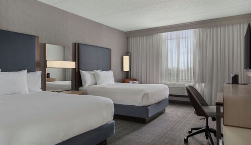 Room, Multiple Beds