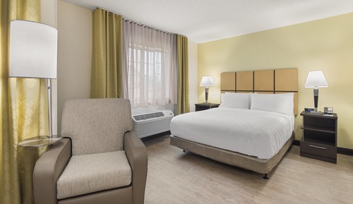Suite, 2 Bedrooms (1 King, 1 Queen Bed)