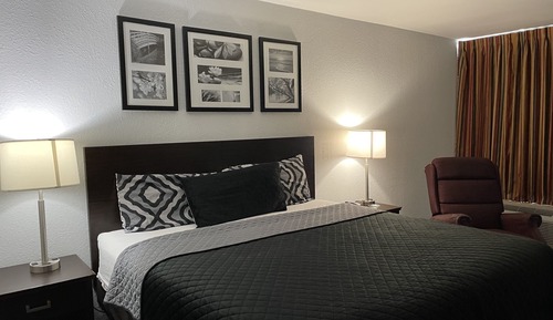 Standard Room, 1 King Bed, Smoking