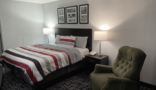 Standard Room, 1 King Bed, Non Smoking