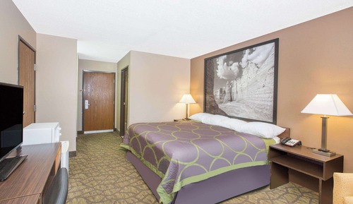 Standard Room, 1 King Bed