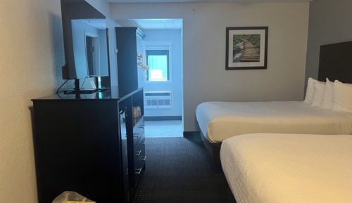 Standard Room, 2 Queen Beds, Non Smoking, Refrigerator