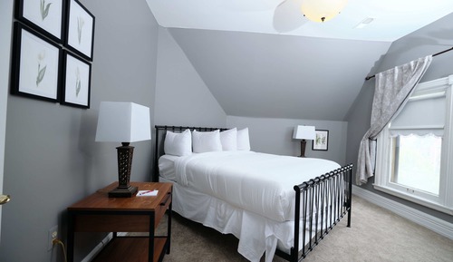 Queen Suite