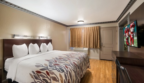 Suite, 1 King Bed, Non Smoking