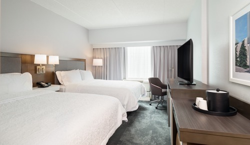 Comfort Room, 2 Queen Beds, Non Smoking (Drinks and Snacks)