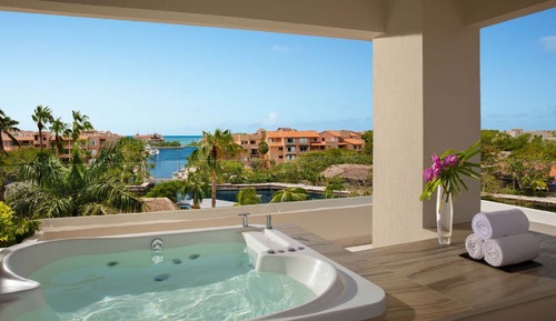 Preferred Club Honeymoon Suite Hot Tub Ocean View
