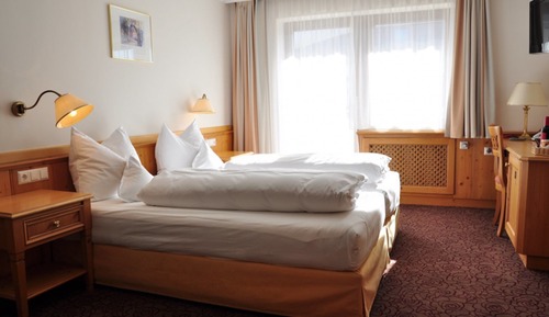 Classic Double Room