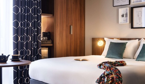 Superior Room, 1 Queen Bed with Sofa bed