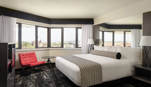 Grand Suite, Tower