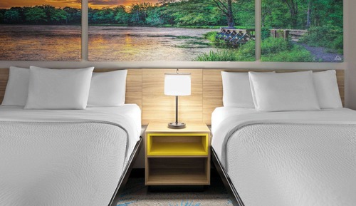 Room, 2 Queen Beds, Non Smoking