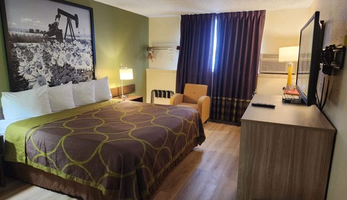 Room, 1 King Bed, Accessible, Non Smoking (Mobility Accessible)