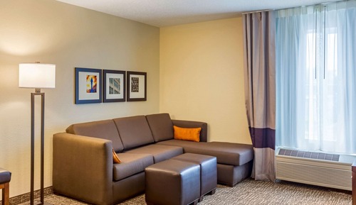 Suite, Multiple Beds, Non Smoking