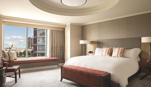 Presidential Suite, 1 Bedroom (Scenic Park & Boston Common View)