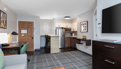 Suite, 1 Bedroom, Kitchen