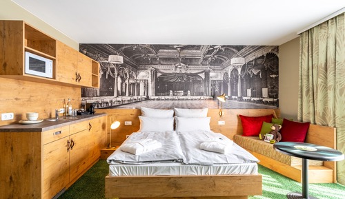 TASTY Double Room with kitchenette