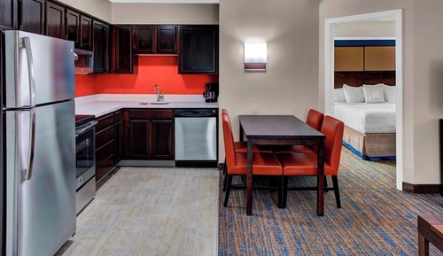 Suite, 2 Bedrooms (Hearing Accessible)