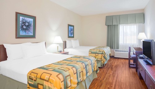 Business Room, 2 Queen Beds