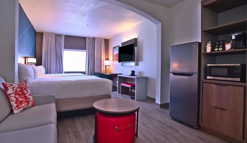 Standard Suite, 2 Queen Beds, Accessible, Non Smoking (Bathtub, Sitting Area)