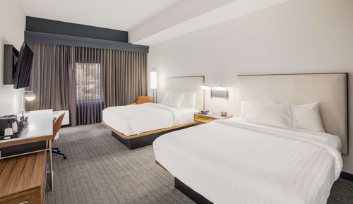 Room, 2 Queen Beds (Courtyard or Pool View)