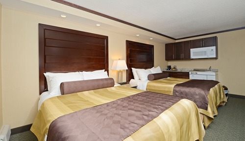 Efficiency, Standard Room, 2 Queen Beds, Kitchenette