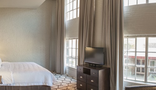 Suite, 1 King Bed with Sofa bed, Kitchen