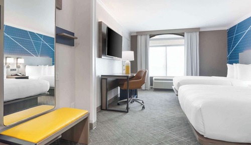 Standard Room, 2 Queen Beds, Non Smoking