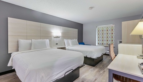 Room, 2 Queen Beds, Non Smoking
