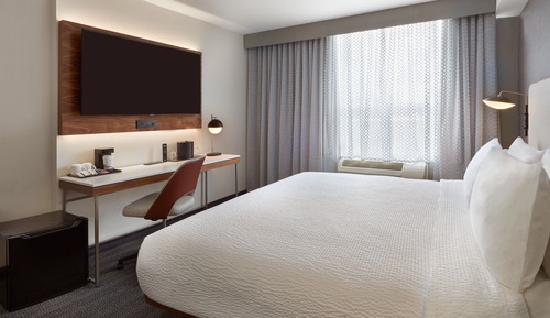 Room, 1 King Bed, City View
