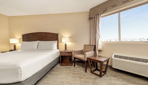 Standard Room, 1 King Bed