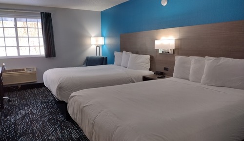 Deluxe Room, 2 Queen Beds, Non Smoking
