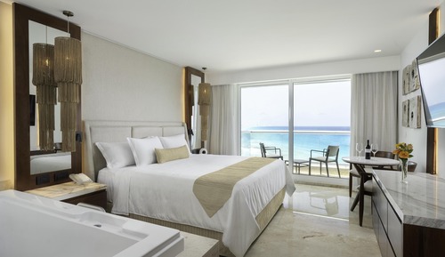 Superior Deluxe Ocean View - King Size Bed
