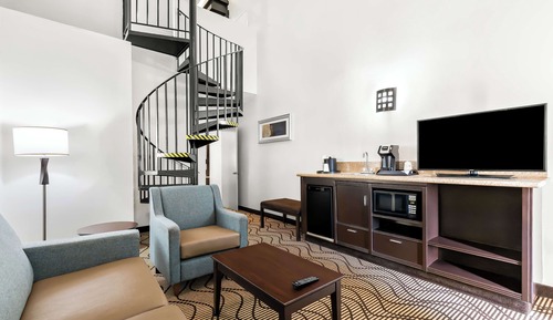 Suite, Multiple Beds, Non Smoking, Balcony (with Sofabed)