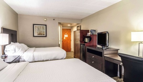 Standard Room, 2 Double Beds, Non Smoking