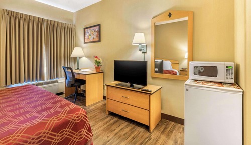 Standard Room, 1 King Bed, Non Smoking