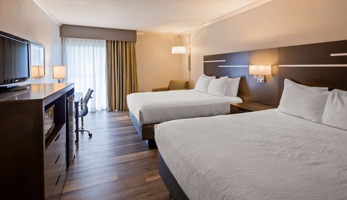Standard Room, 2 Queen Beds, Non Smoking, Refrigerator