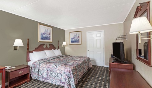 Room, 1 King Bed, Accessible, Refrigerator