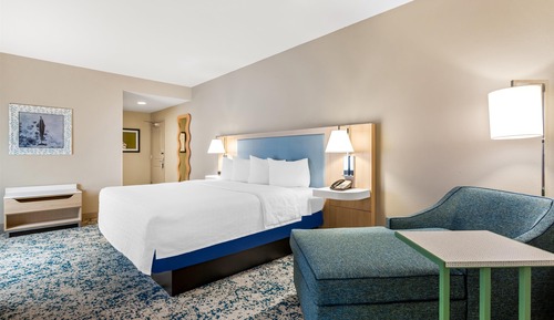 Standard Room, 1 King Bed