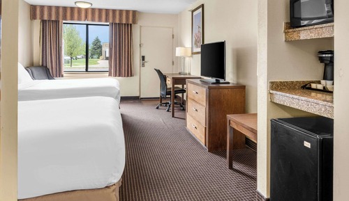 Room, 2 Queen Beds, Accessible, Non Smoking