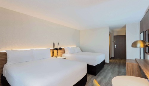 Room, 2 Queen Beds, Non Smoking