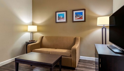 Suite, 1 Queen Bed with Sofa bed, Accessible, Non Smoking