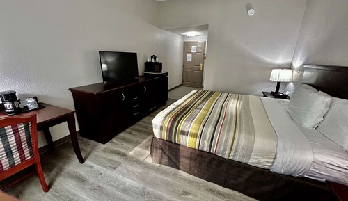 Room, 1 King Bed, Non Smoking