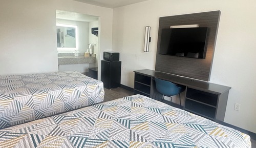 Standard Room, 2 Double Beds, Non Smoking