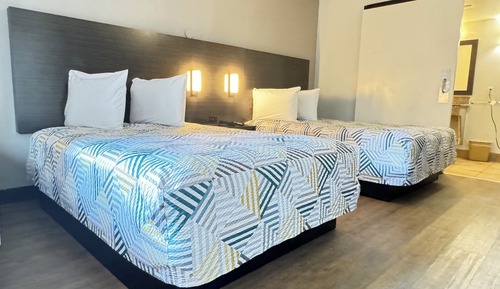 Standard Room, 2 Double Beds, Accessible, Non Smoking